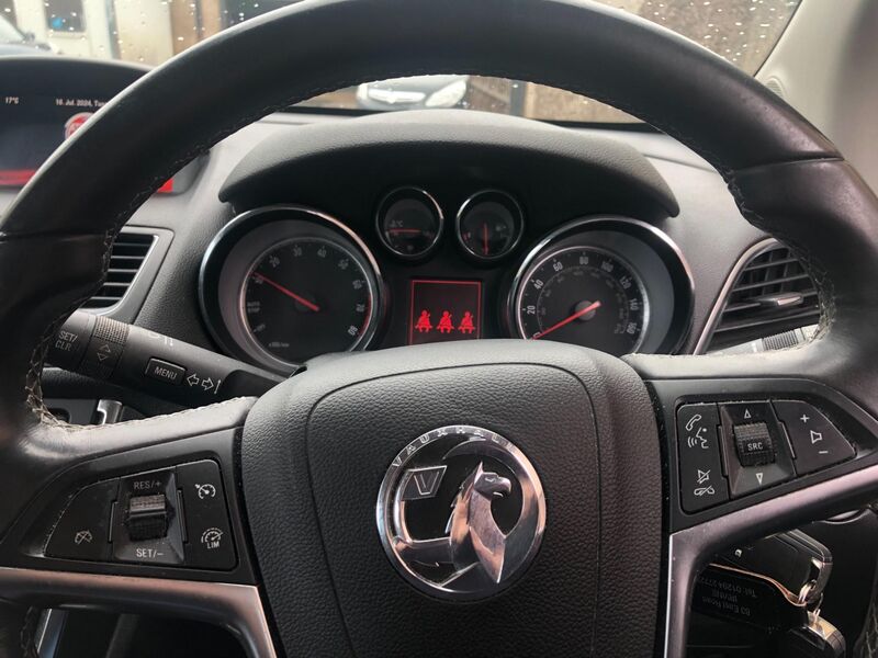 VAUXHALL MOKKA