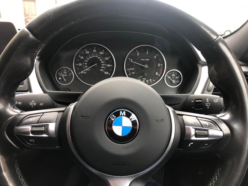 BMW 3 SERIES