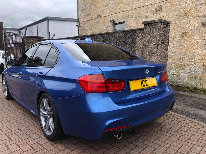 BMW 3 SERIES