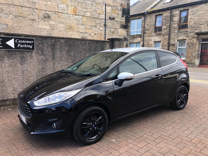 FORD FIESTA