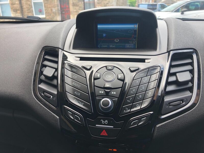 FORD FIESTA