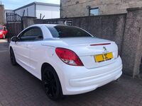 PEUGEOT 207 CC