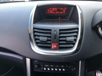 PEUGEOT 207 CC