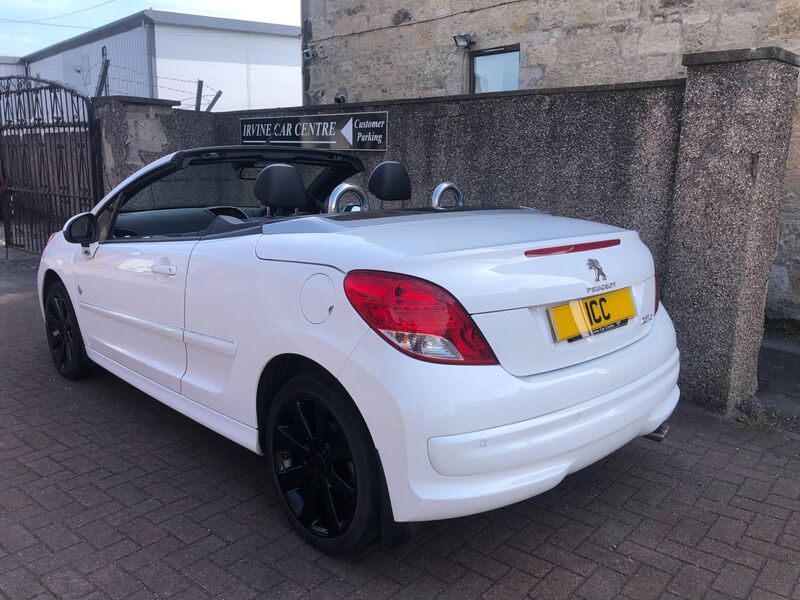 PEUGEOT 207 CC