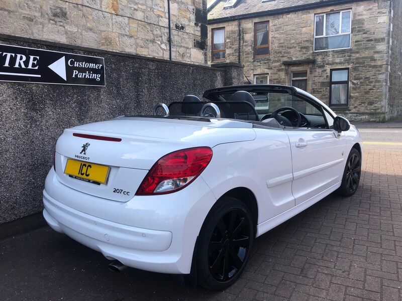 PEUGEOT 207 CC