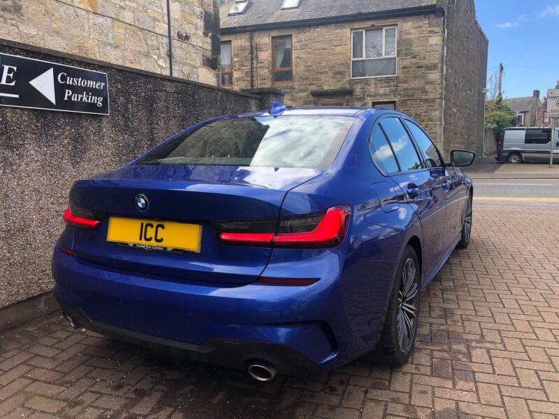 BMW 3 SERIES