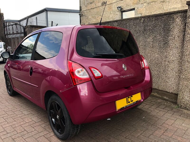 RENAULT TWINGO
