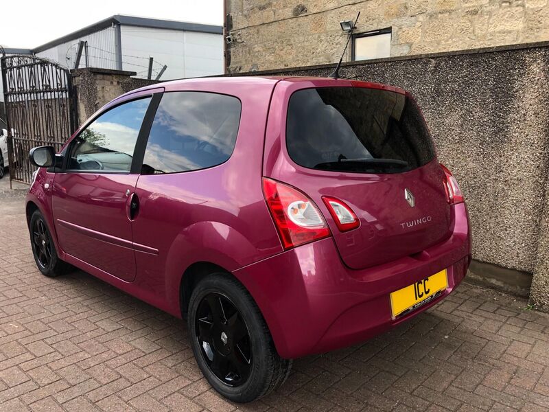 RENAULT TWINGO