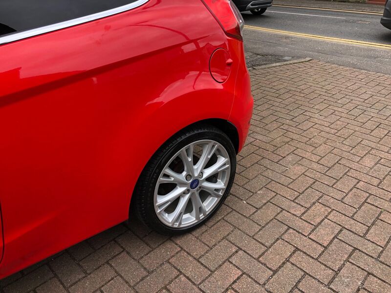 FORD FIESTA