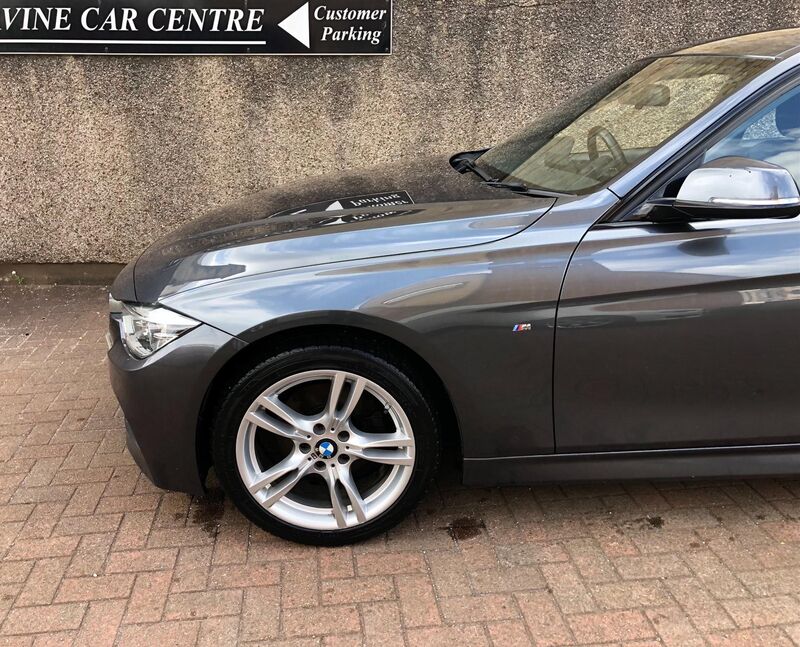 BMW 3 SERIES