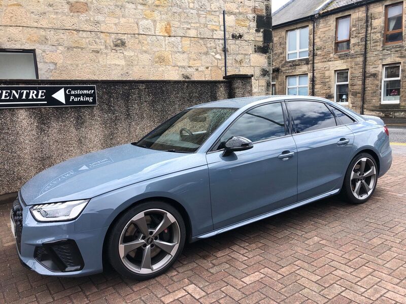 AUDI S4