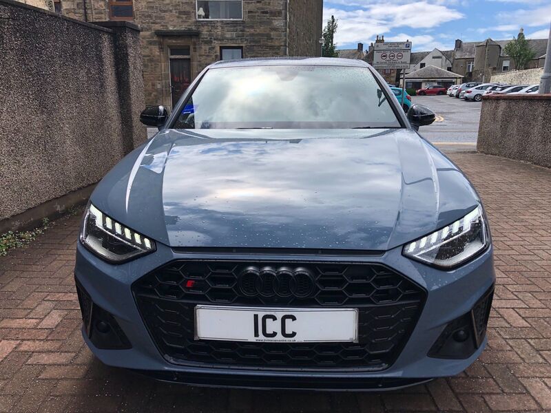 AUDI S4