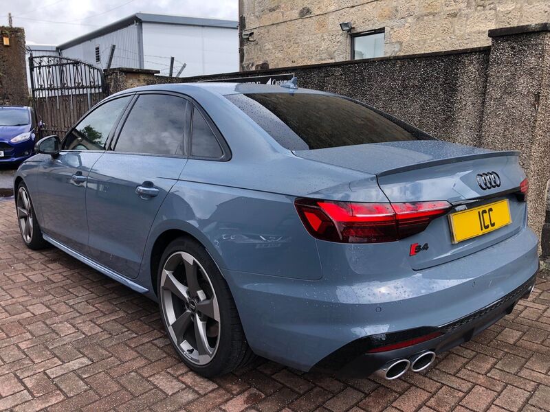 AUDI S4