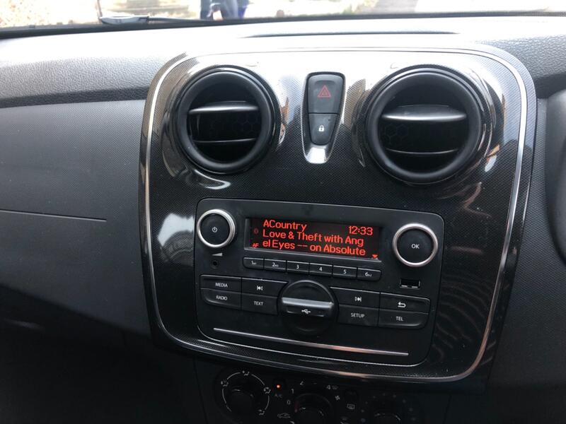DACIA SANDERO