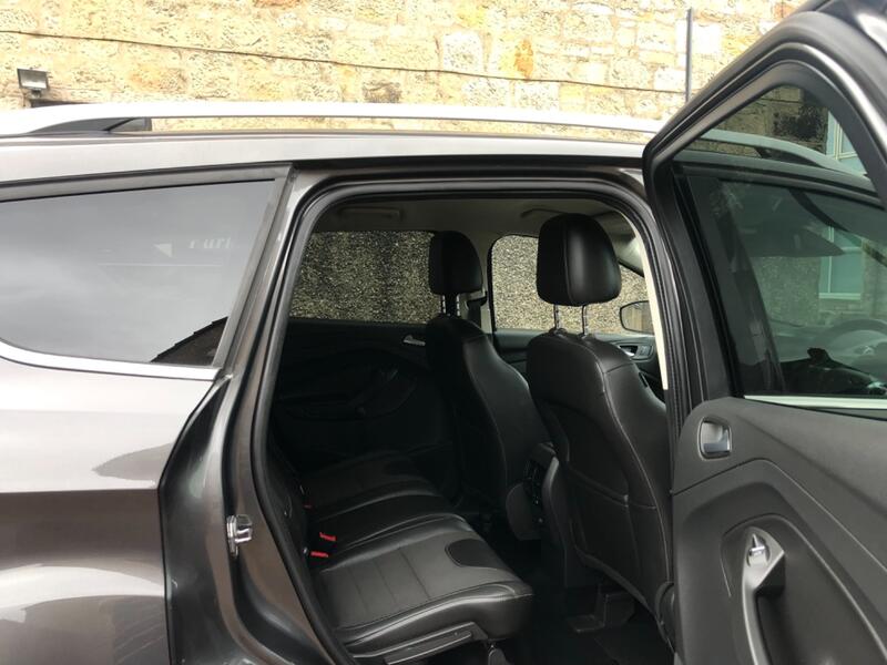 FORD KUGA