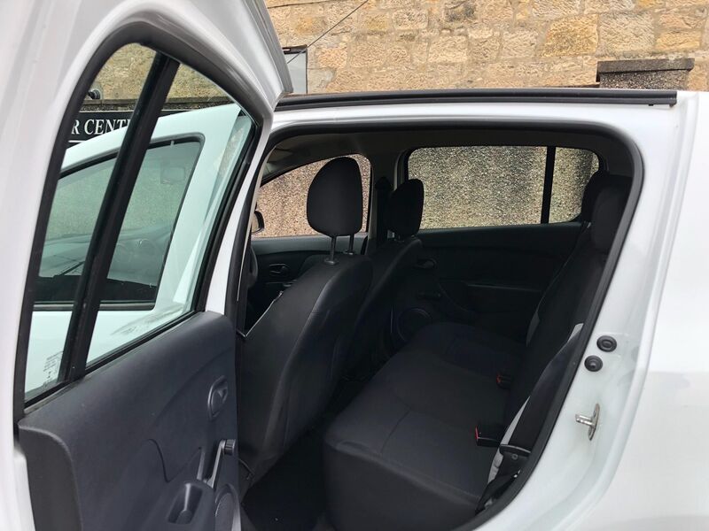 DACIA SANDERO
