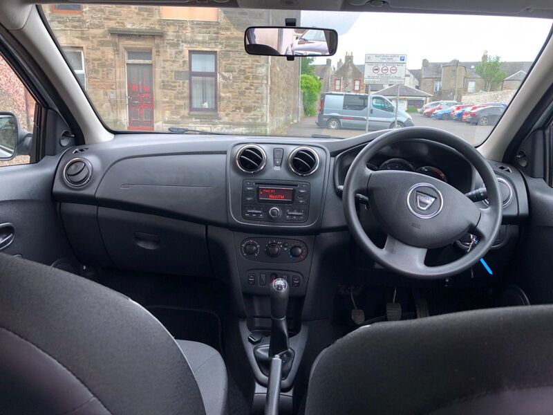 DACIA SANDERO