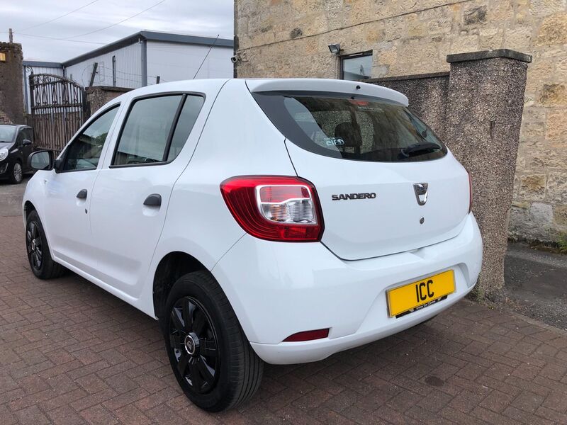 DACIA SANDERO