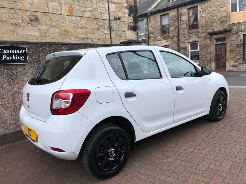 DACIA SANDERO