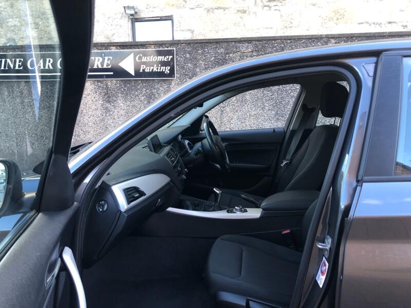 BMW 1 SERIES