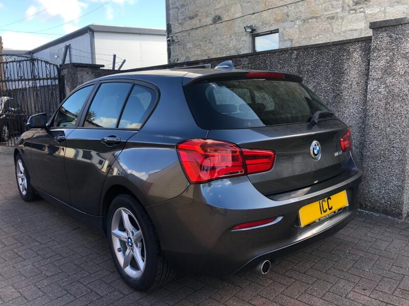BMW 1 SERIES
