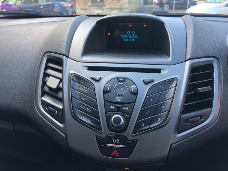 FORD FIESTA