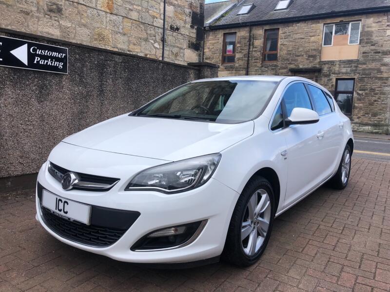 VAUXHALL ASTRA