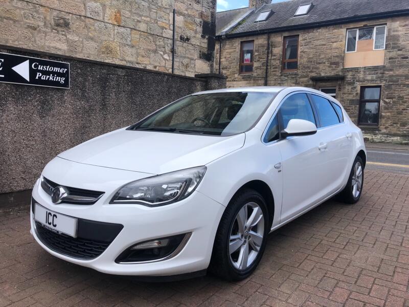 VAUXHALL ASTRA