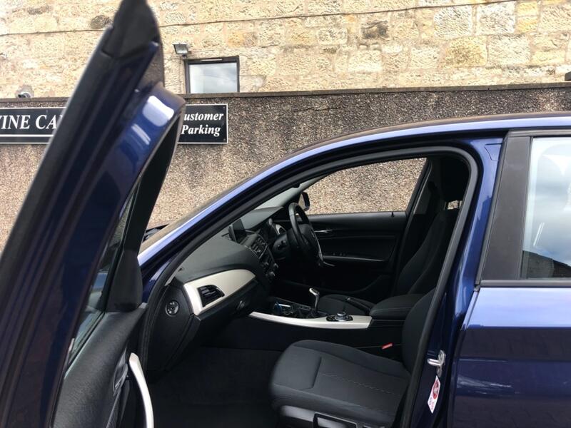 BMW 1 SERIES