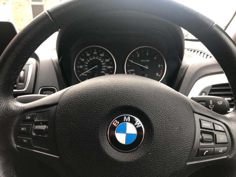 BMW 1 SERIES