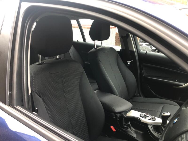 BMW 1 SERIES