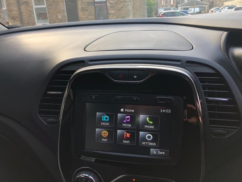 RENAULT CAPTUR