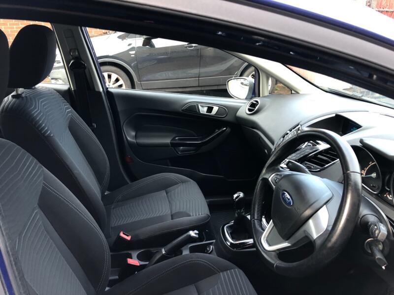 FORD FIESTA