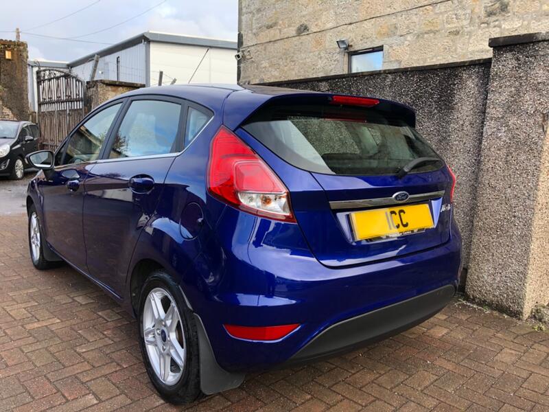 FORD FIESTA