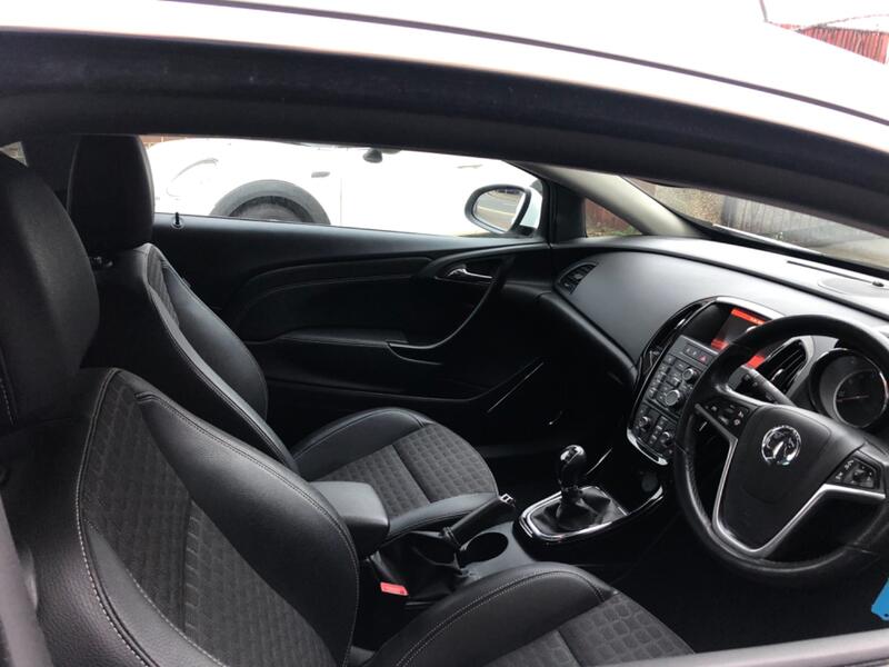 VAUXHALL ASTRA GTC