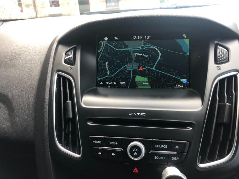 FORD FOCUS