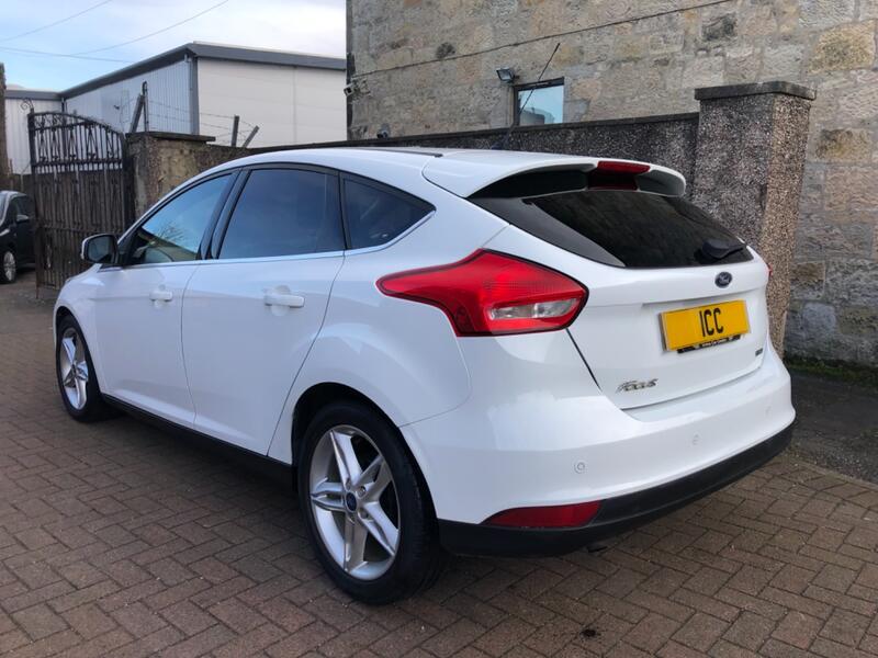 FORD FOCUS