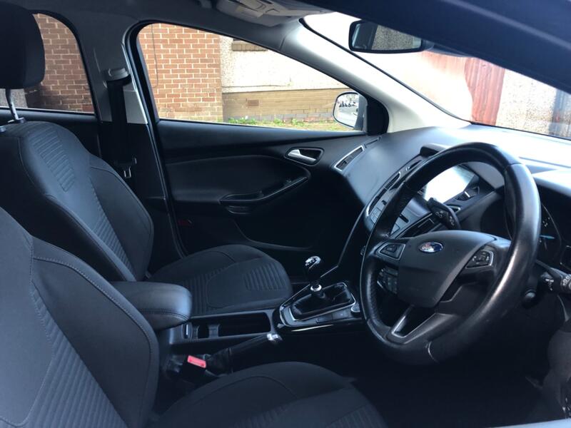FORD FOCUS