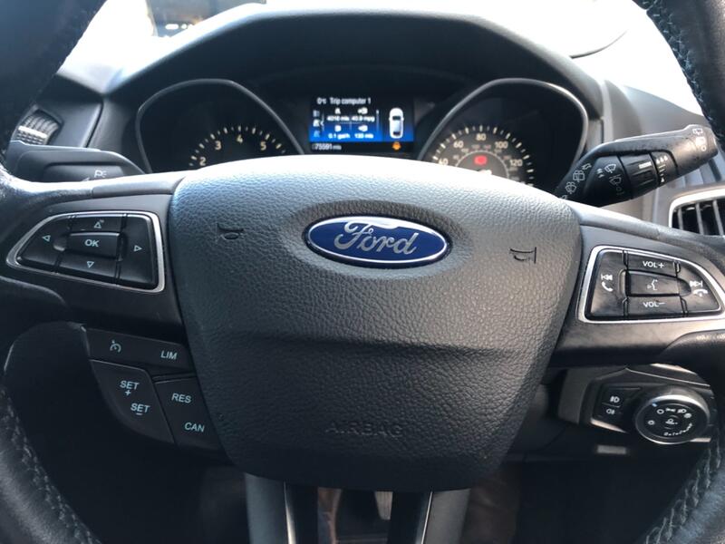 FORD FOCUS