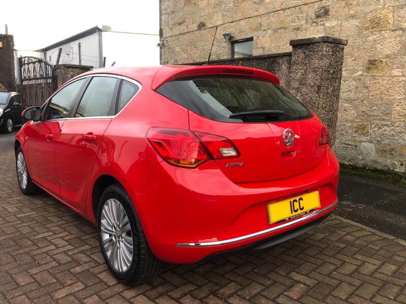 VAUXHALL ASTRA