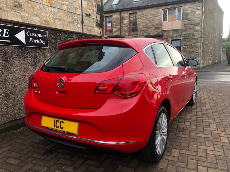 VAUXHALL ASTRA