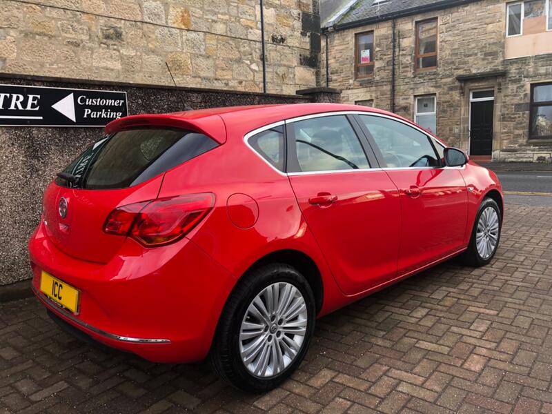 VAUXHALL ASTRA