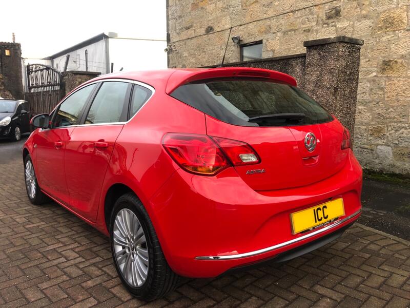 VAUXHALL ASTRA