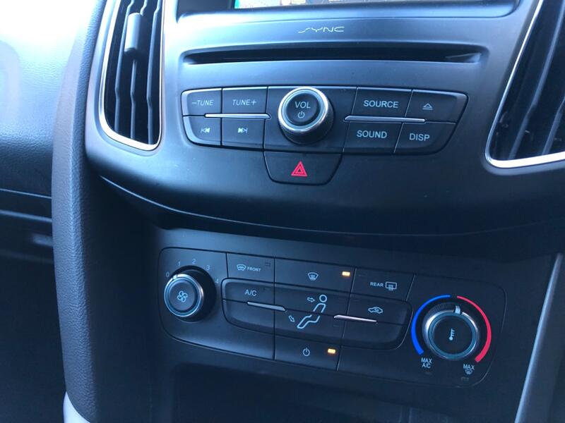 FORD FOCUS