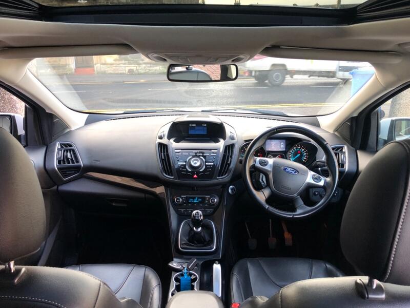 FORD KUGA
