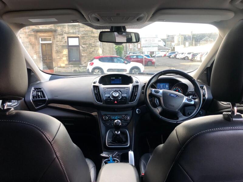 FORD KUGA