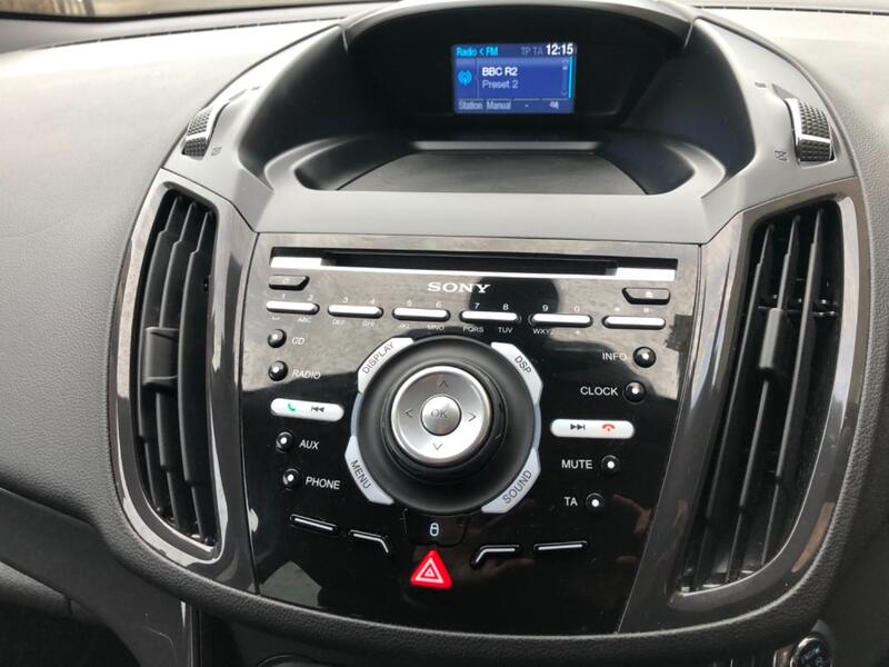 FORD KUGA