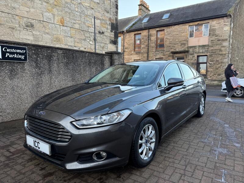 FORD MONDEO