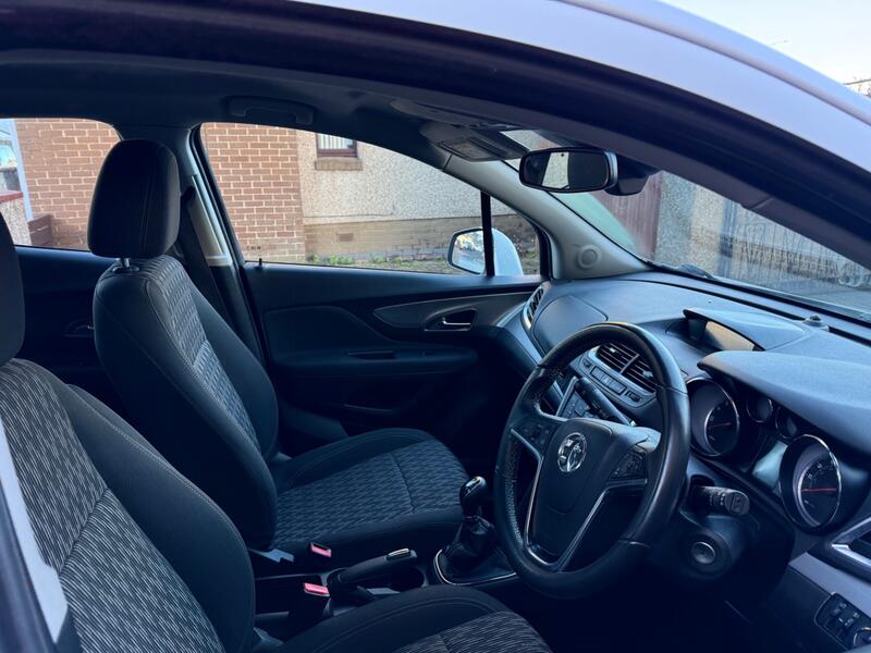 VAUXHALL MOKKA