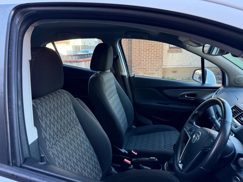 VAUXHALL MOKKA